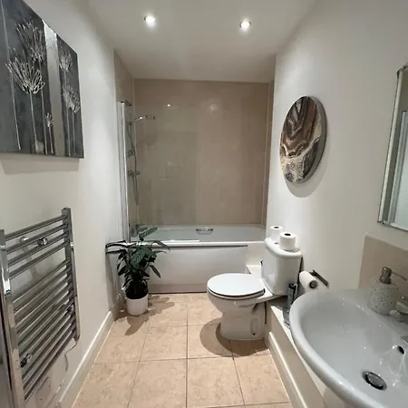 Stunning City Centre Apartment, Benson Street, Liverpool 1 Exterior photo
