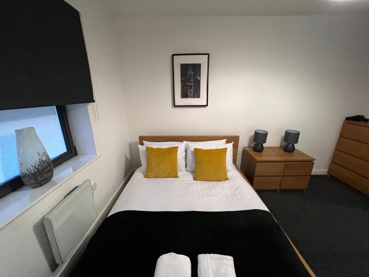 Stunning Centre Apartment, Benson Street, 1