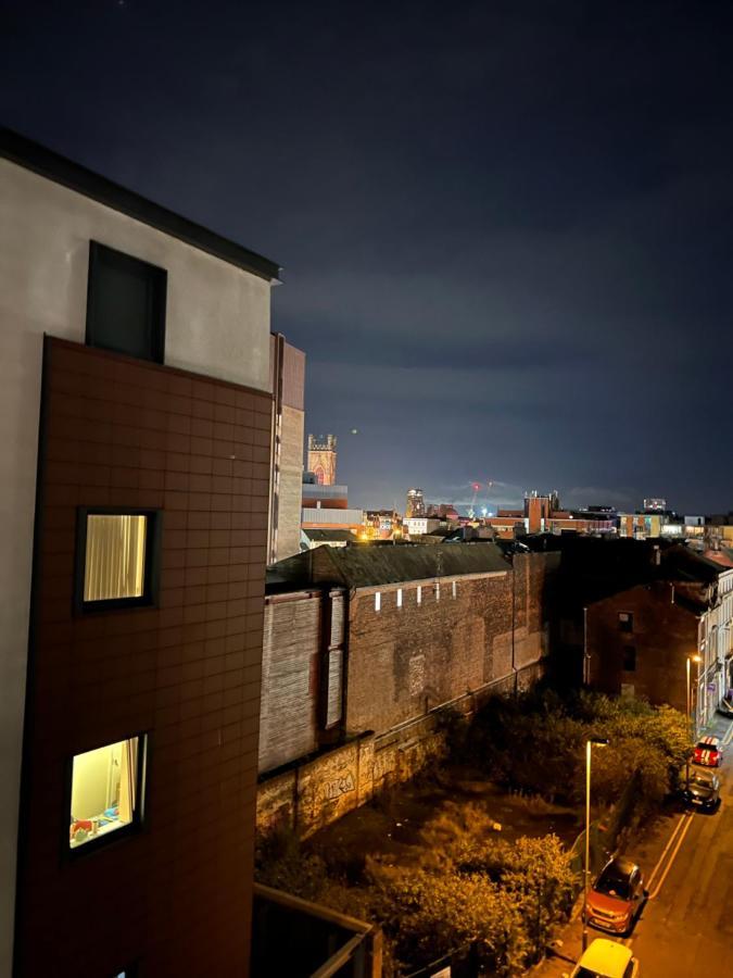Stunning Centre Apartment, Benson Street, 1